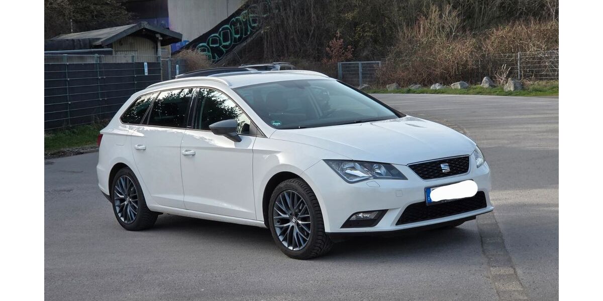 Seat Leon 155.000 km 9.600 &euro; Solingen 42697
