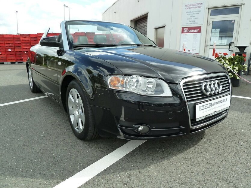 Audi A4 Cabrio 1.8 T Leder E-dach Navi kl. Mängel 161.000 km 4.900 € Ratingen 40885