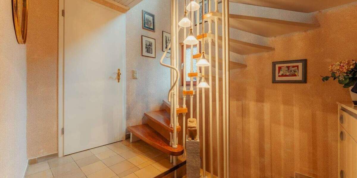 Einfamilienhaus Bergisch Gladbach Lückerath - 5 Zimmer, 121 m&sup2;, 640.000&euro; | Angebot:25738445