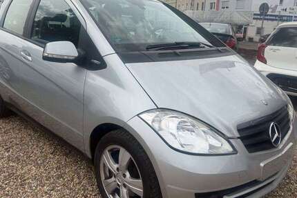 Mercedes-Benz A 180 62.500 km 6.750 &euro; Leverkusen 51371