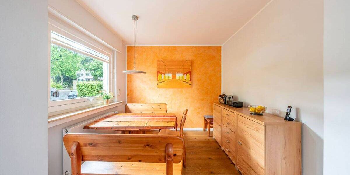 Einfamilienhaus Remscheid Süd - 8 Zimmer, 260 m&sup2;, 1.150.000&euro; | Angebot:26805125