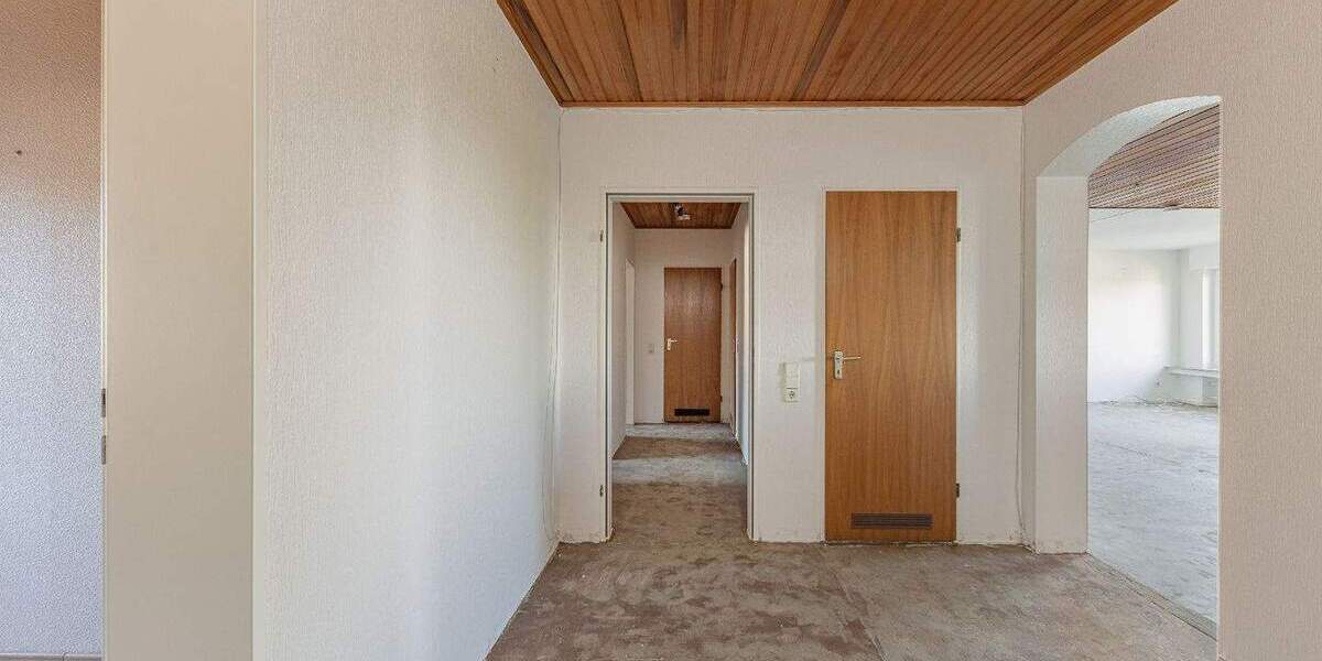 **RESERVIERT**Familienglück auf 4 Zimmern - mit sonnigem Südbalkon und Tiefgaragenstellplatz 4 zimmer