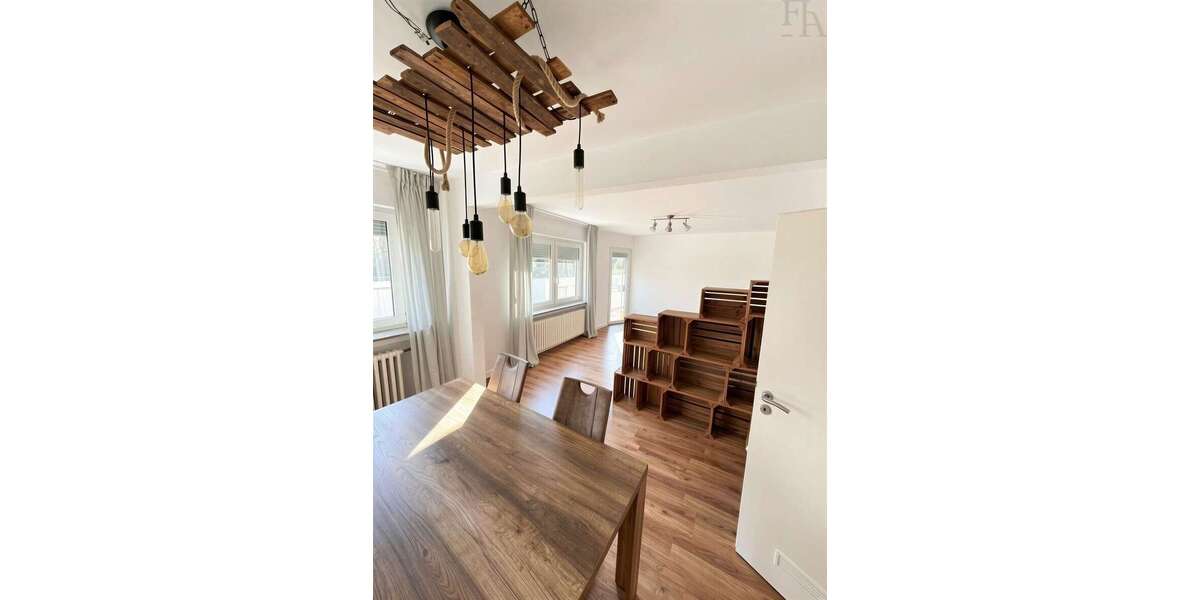 Etagenwohnung Bergisch-Gladbach Gladbach - 3 Zimmer, 90 m&sup2;, 299.000&euro; | Angebot:27000055