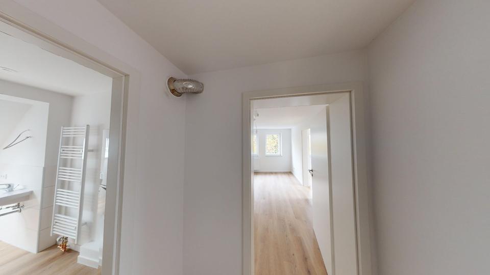 Dachgeschoßwohnung Wuppertal Gemarkung Langerfeld - 3 Zimmer, 60 m&sup2;, 600&euro; | Angebot:25751912