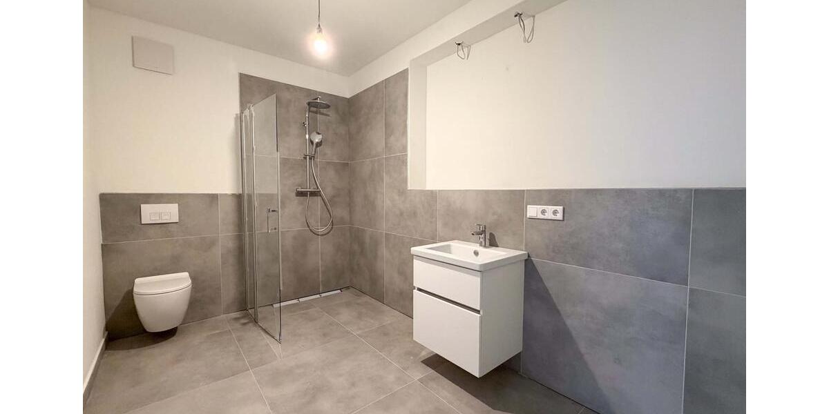 Etagenwohnung Düsseldorf Pempelfort - 3 Zimmer, 87 m&sup2;, 1.670&euro; | Angebot:26285178