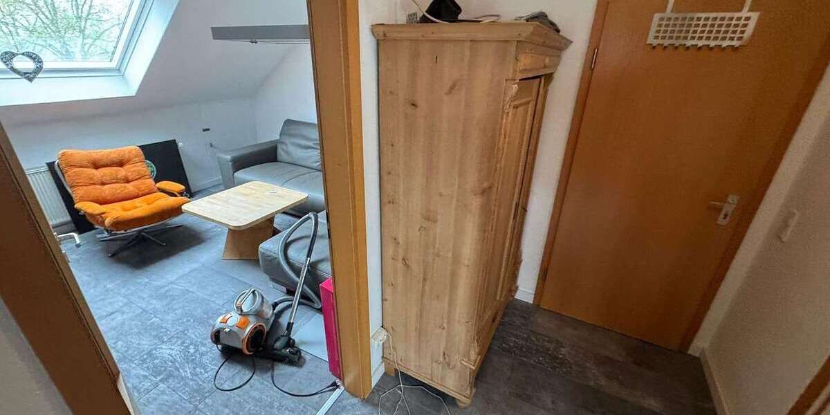 Etagenwohnung Langenfeld - 2 Zimmer, 40 m&sup2;, 480&euro; | Angebot:26274667