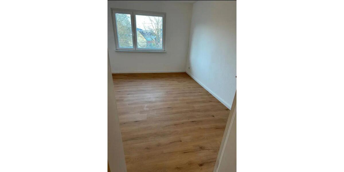 Etagenwohnung Wuppertal Arrenberg - 2 Zimmer, 40 m&sup2;, 390&euro; | Angebot:26399894