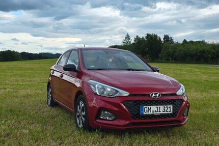 Hyundai i20 69.000 km 10.290 &euro; Lindlar 51789