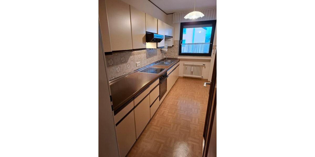 3-Zimmer-Wohnung mit Garage in Lev Quettingen – provisionsfrei 3 zimmer