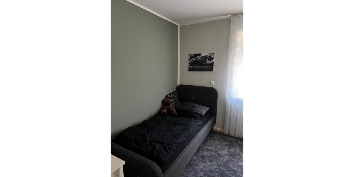 Etagenwohnung Remscheid Remscheid-Süd - 4 Zimmer, 84 m&sup2;, 522&euro; | Angebot:26264771