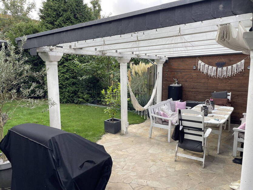 Attraktives Reihenendhaus mit EinliegerWohnung, Garten & Carport - Viel Platz für Familie & mehr