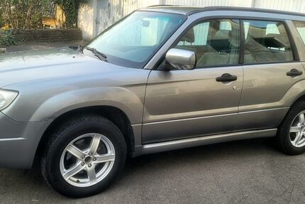 Subaru Forester 296.000 km 3.500 &euro; Remscheid 42857