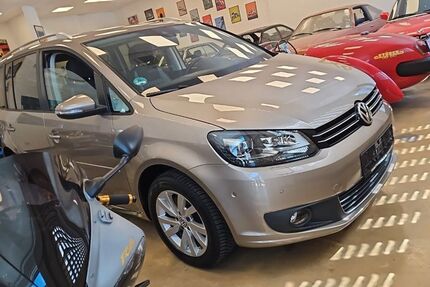 VW Touran 172.000 km 10.399 &euro; Bergisch Gladbach 51465
