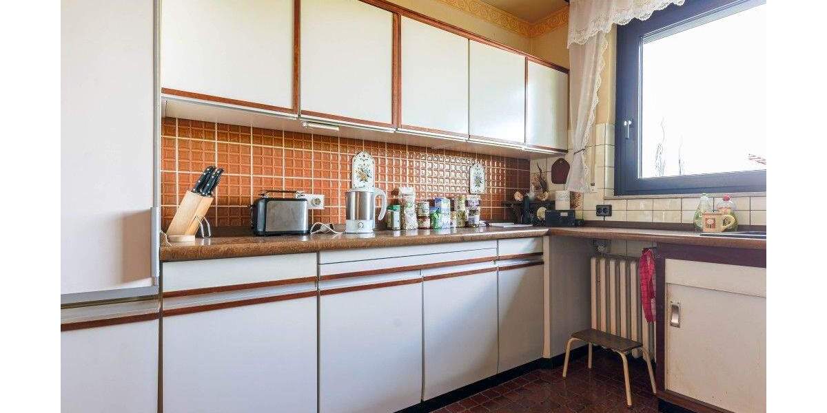 Reihenmittelhaus Leverkusen Rheindorf - 5 Zimmer, 151 m&sup2;, 449.000&euro; | Angebot:25749228