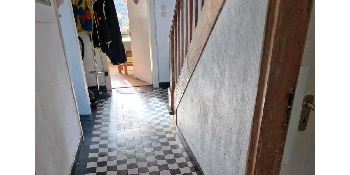Einfamilienhaus Langenfeld (Rheinland) - 9 Zimmer, 149 m&sup2;, 299.990&euro; | Angebot:26613917