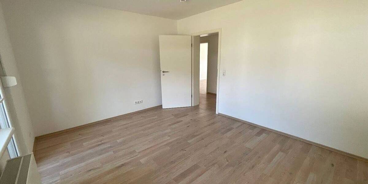 Etagenwohnung Radevormwald Innenstadt - 3 Zimmer, 61 m&sup2;, 529&euro; | Angebot:26826659