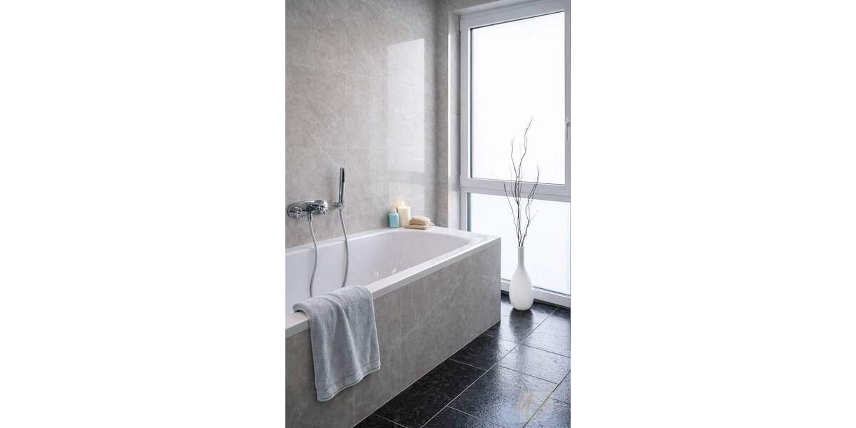 Mehrfamilienhaus, Wohnhaus Solingen / Auf der Höhe Ohligs-Aufderhöhe - 7 Zimmer, 275 m&sup2;, 959.000&euro; | Angebot:25682145