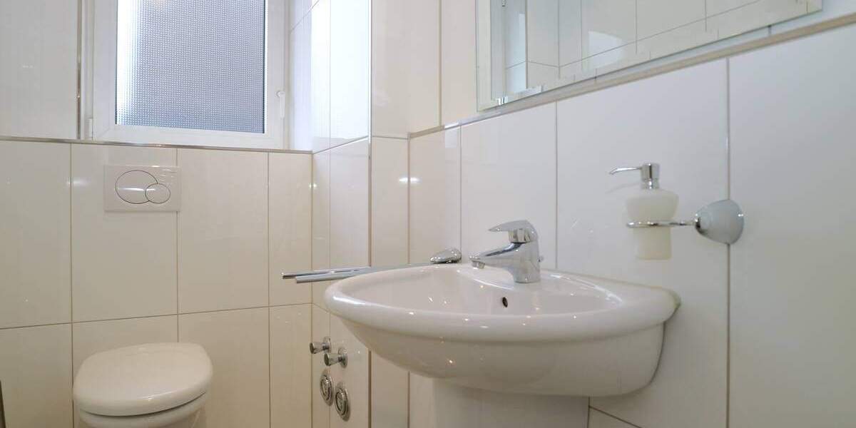 Etagenwohnung Dormagen Hackenbroich - 3 Zimmer, 123 m&sup2;, 1.285&euro; | Angebot:24677065