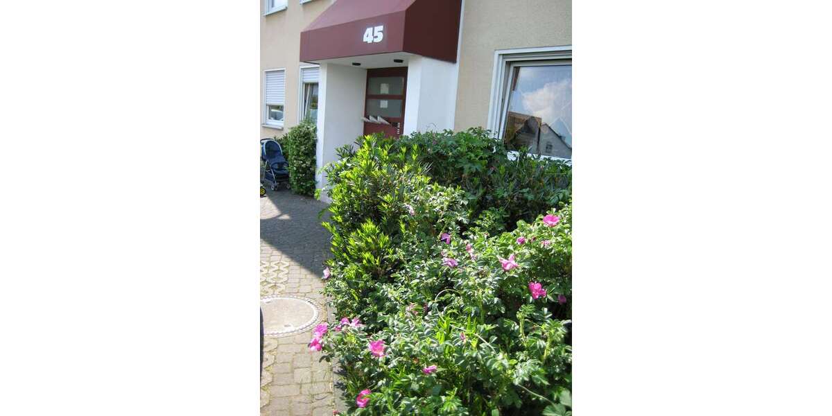 Etagenwohnung Bergisch Gladbach Gronau - 3 Zimmer, 69 m&sup2;, 370&euro; | Angebot:26852126