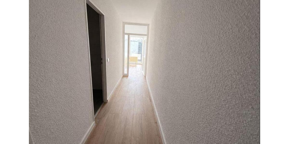 2-Zimmer-Wohnung (50 m²) mit Balkon – Erstbezug nach Kernsanierung 2 zimmer