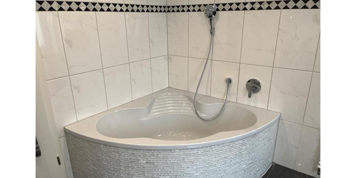 Maisonettenwohnung Remscheid Reinshagen - 5 Zimmer, 145 m&sup2;, 270.000&euro; | Angebot:25403611