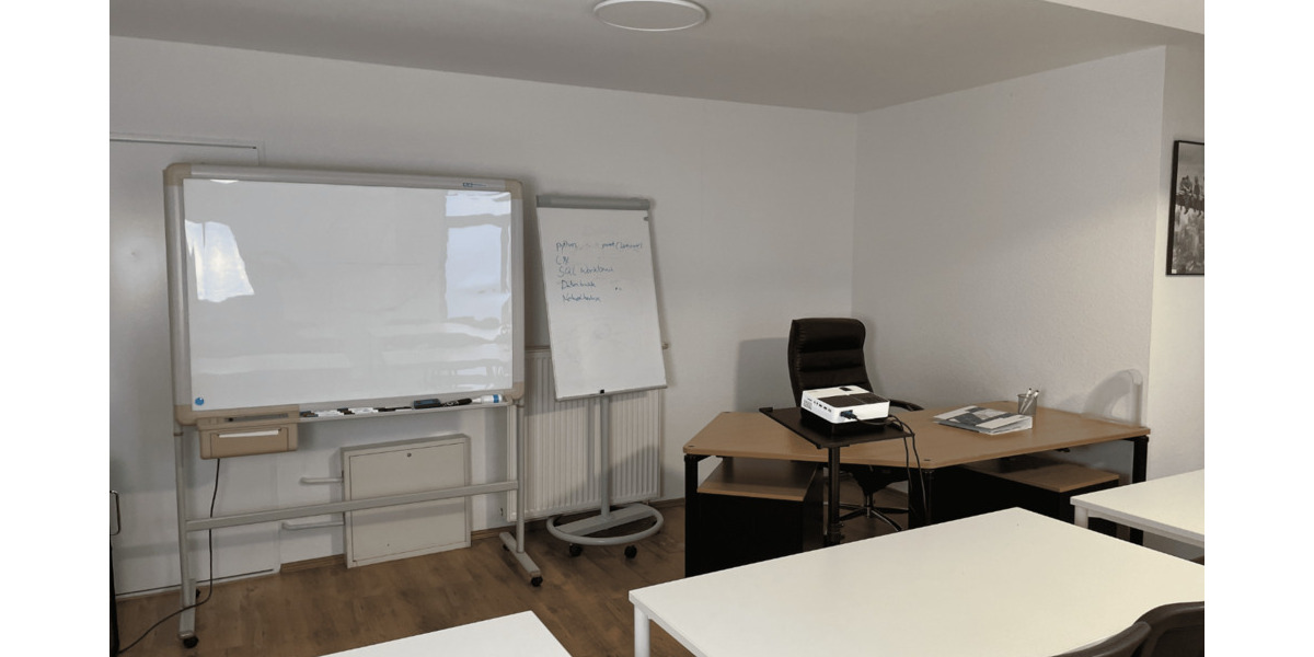 Helles Einzelbüro mit Seminarraum - flexibel, WLAN, Kaffee, sofort verfügbar zimmer