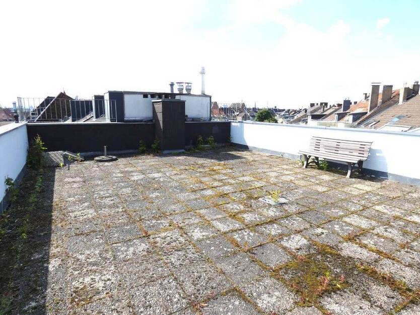 Helle City-Wohnung mit Balkon und modernem Bad - zentrale Lage