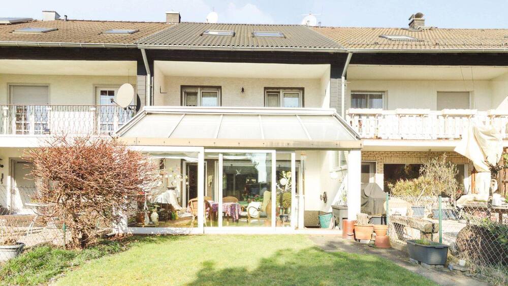 Reihenmittelhaus Burscheid Hilgen - 5 Zimmer, 178 m&sup2;, 389.000&euro; | Angebot:26093590