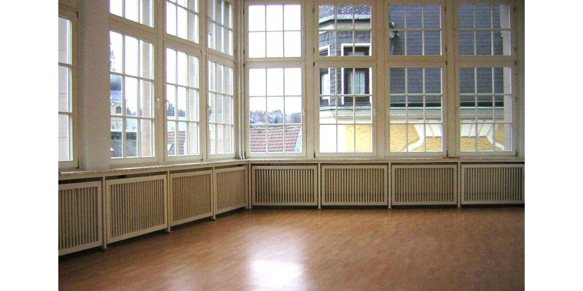 Einfamilienhaus Remscheid Gemarkung Bergisch Born - 4 Zimmer, 137 m&sup2;, 1.215&euro; | Angebot:25051478