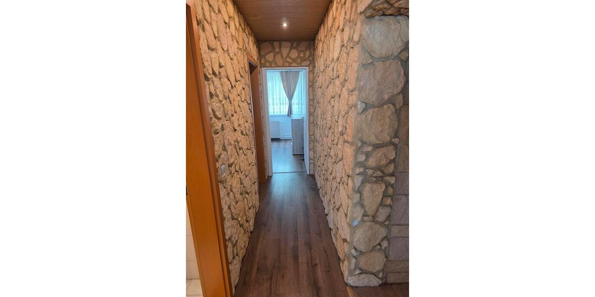 Etagenwohnung Wuppertal Gemarkung Nächstebreck - 3 Zimmer, 79 m&sup2;, 150.000&euro; | Angebot:27071950