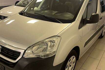 Peugeot Partner 85.000 km 8.900 € Hilden 40723