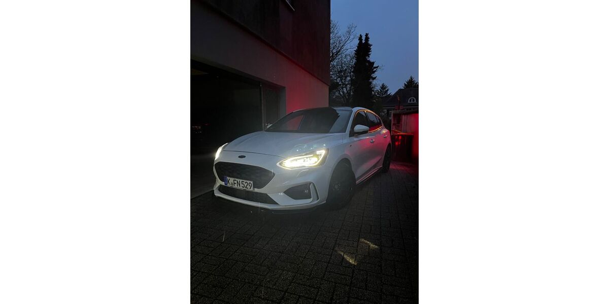 Ford Focus 89.000 km 15.500 &euro; Remscheid 42897