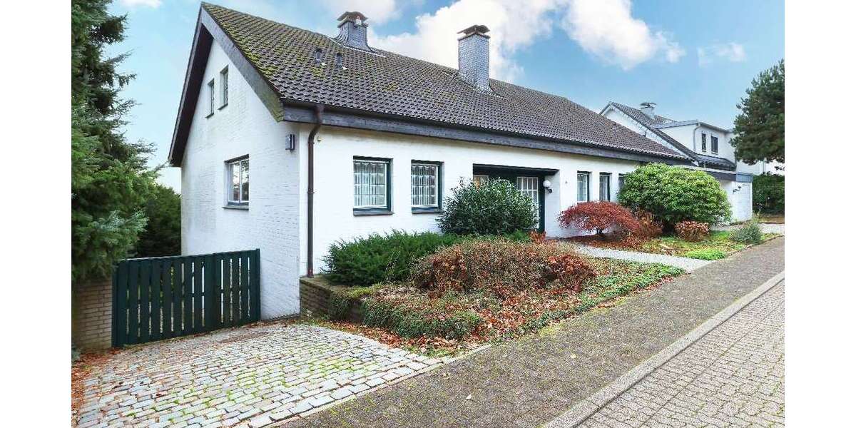 Haus zum Kaufen in Solingen 859.000 € 332.46 m² 6 zimmer
