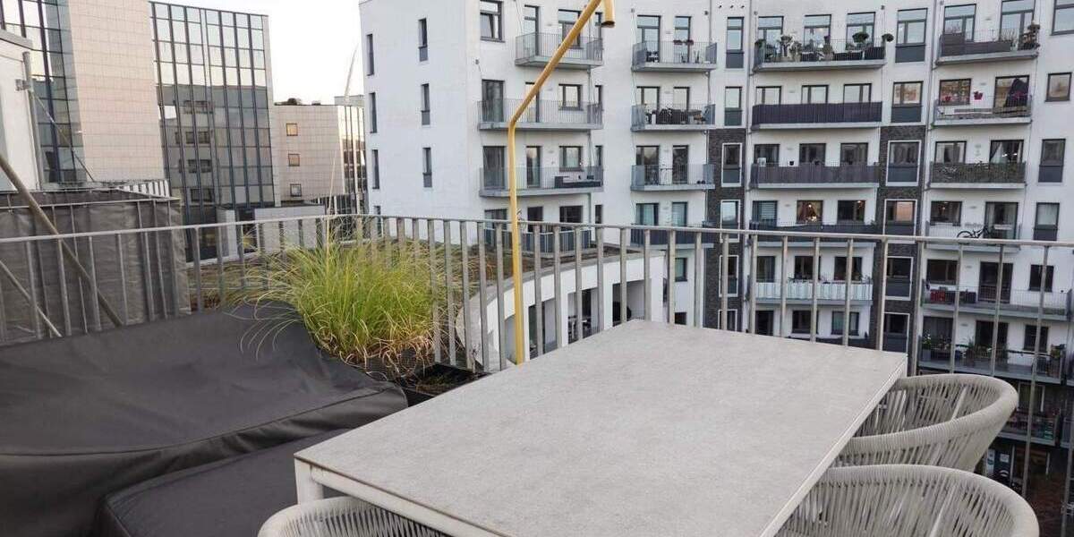 Moderne 3 Zimmer mit EBK, 2 Bädern, 2 Balkonen, Fußbodenhzg. in Flingern 3 zimmer