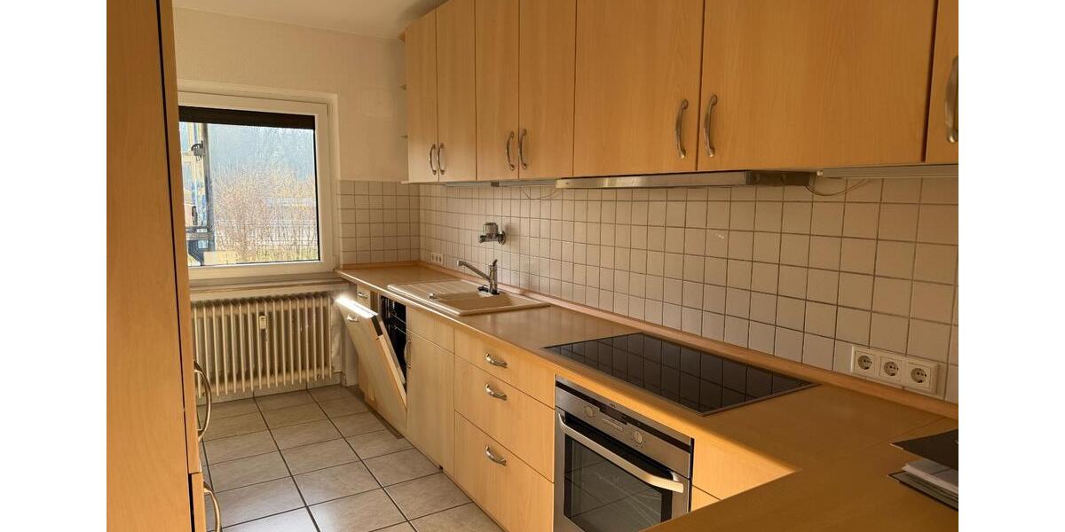 **Helle, großzügige 3-ZI-Whg ErdgeschossHochparterre in zentraler Lage von Leverkusen Schlebusch** 3 zimmer