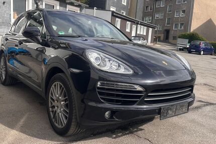 Porsche Cayenne 281.000 km 13.999 &euro; Remscheid 42855