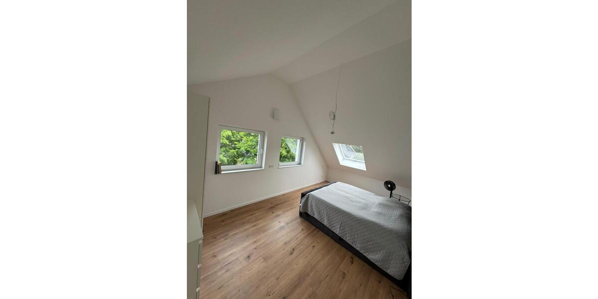 Einfamilienhaus Solingen Wald - 5 Zimmer, 175 m&sup2;, 719.000&euro; | Angebot:25157977