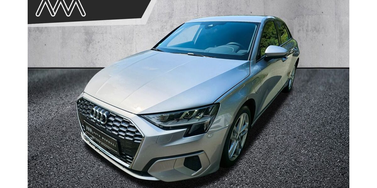 Audi A3 89.000 km 21.990 &euro; Hagen 58099