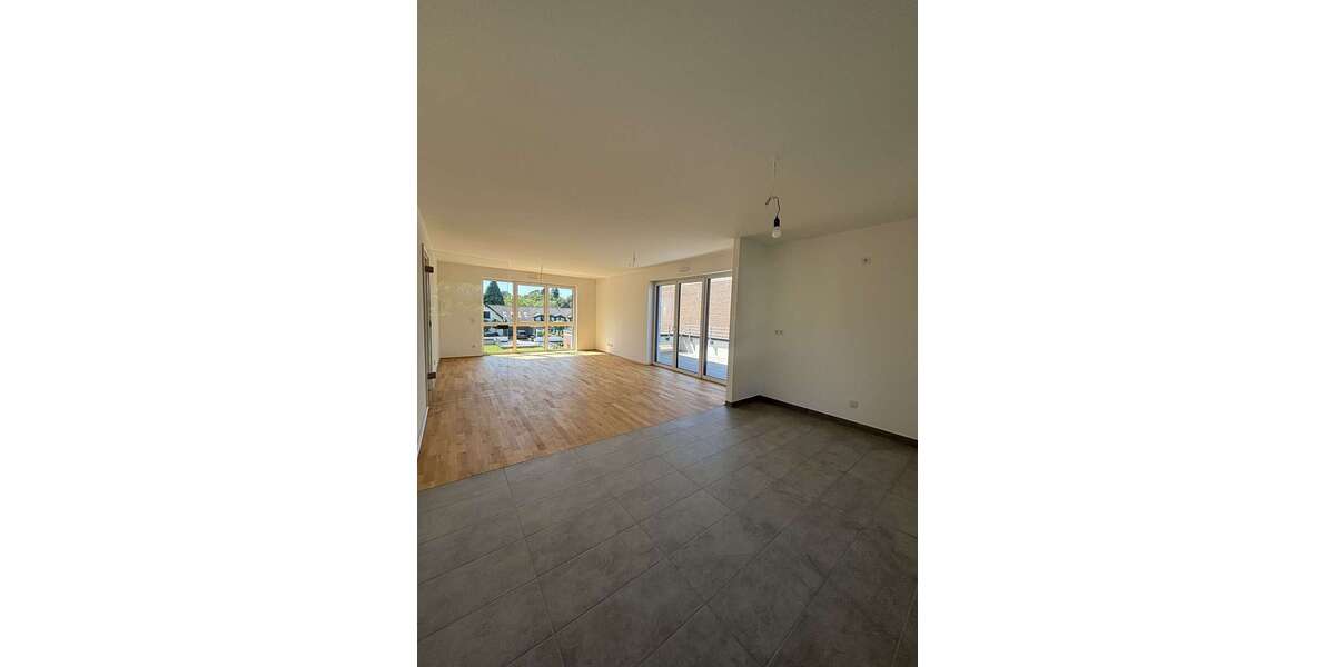 Etagenwohnung Bergisch-Neukirchen Neukirchen - 4 Zimmer, 134 m&sup2;, 2.100&euro; | Angebot:26907775