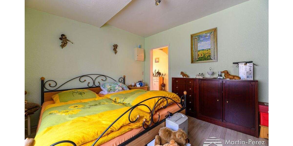 Mehrfamilienhaus, Wohnhaus Hagen Eilpe - 9 Zimmer, 197 m&sup2;, 220.000&euro; | Angebot:25361847