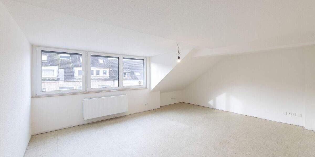 * Erstbezug nach Modernisierung * 2 Zimmer + Wohnküche + Hobbyraum & Balkonoption * 2 zimmer