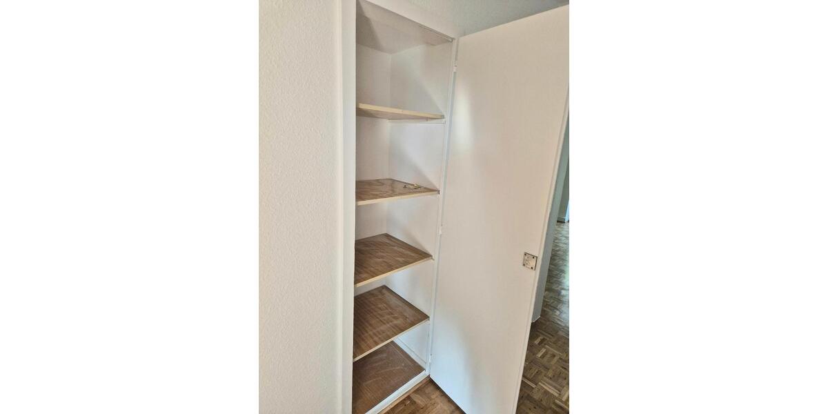 Erstbezug nach Kernsanierung Mietwohnung 70 qm 2 Balkone zimmer