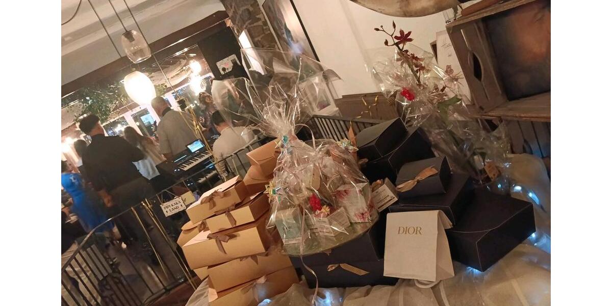 Einfamilienhaus Radevormwald - 8 Zimmer, 350 m&sup2;, 3.500&euro; | Angebot:25957722