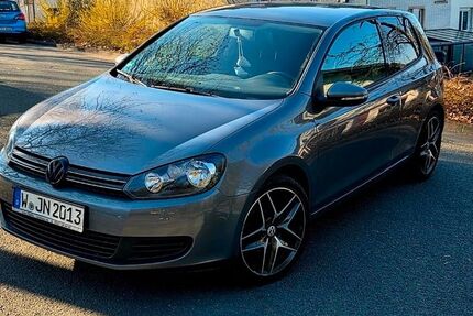 VW Golf 33.000 km 7.999 &euro; Wuppertal 42389