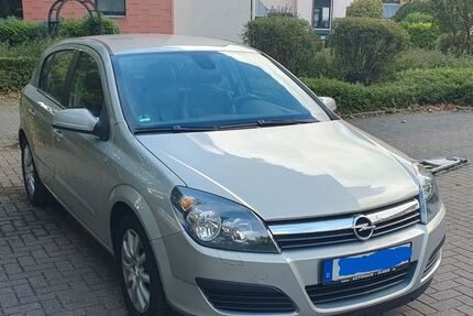 Opel Astra 99.300 km 5.490 € Düsseldorf 40595