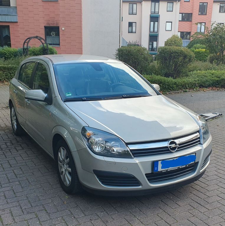Opel Astra 99.300 km 5.490 € Düsseldorf 40595