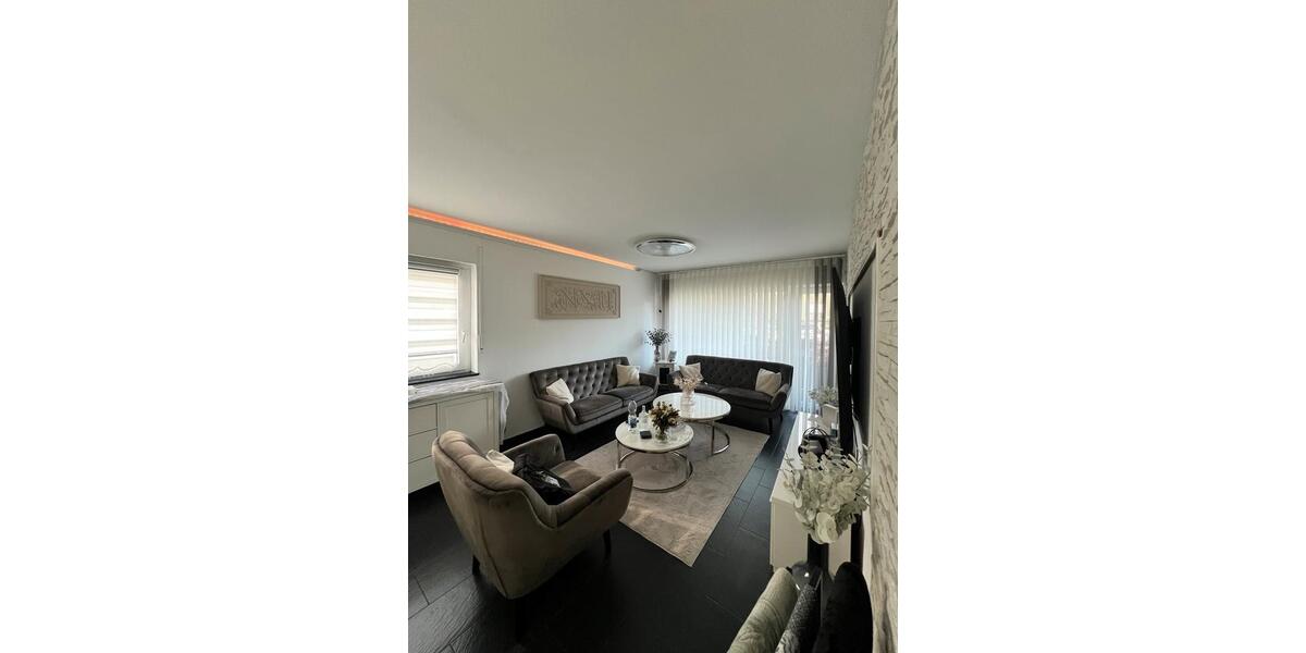 Erdgeschoßwohnung Wuppertal Gemarkung Ronsdorf - 2.5 Zimmer, 67 m&sup2;, 129.999&euro; | Angebot:24828235