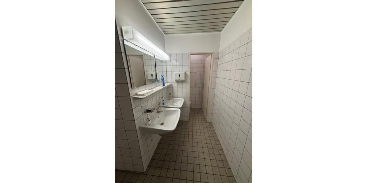 Bürogebäude über 4 Etagen in Leverkusen (Einzeletage ab 330m²) zimmer