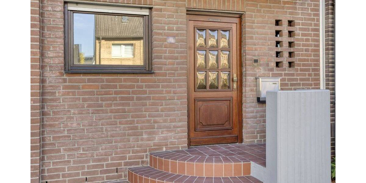 Einfamilienhaus Langenfeld Immigrath - 5 Zimmer, 161 m&sup2;, 649.000&euro; | Angebot:23537027