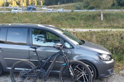 VW Touran 130.050 km 8.900 &euro; Radevormwald 42477